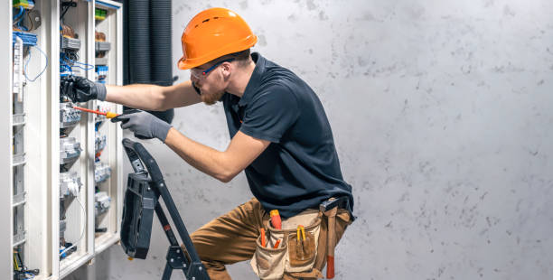 Best Licensed Electrician  in New London, OH
